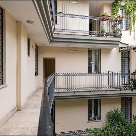 Roma Colosseum Apartment Exterior photo