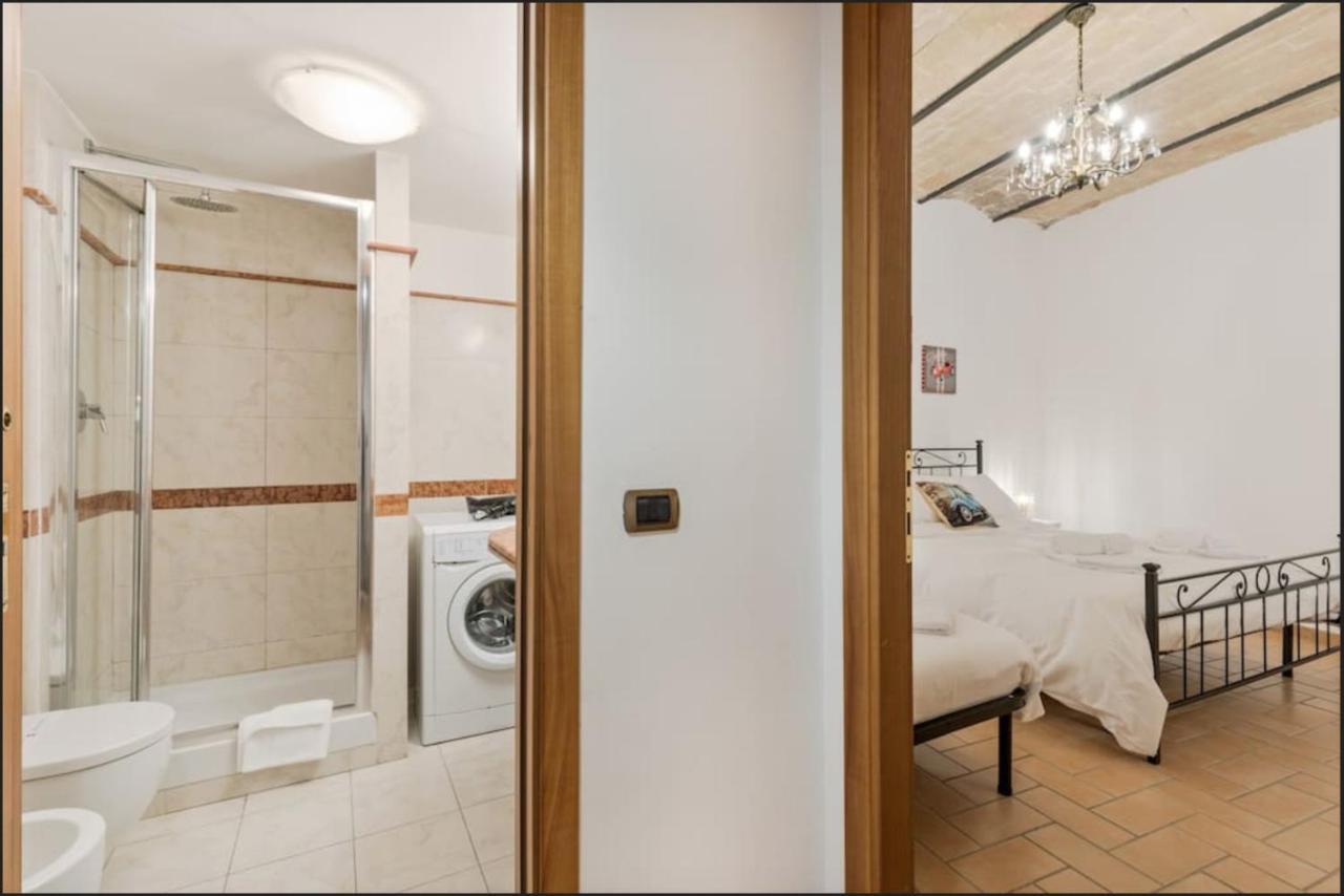 Roma Colosseum Apartment Exterior photo